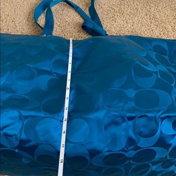 Coach - Picture 6 of 11